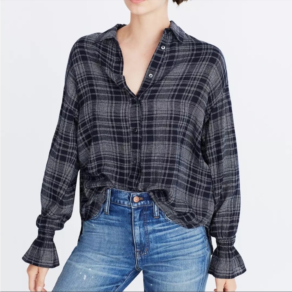 NWT Westward Bell-Sleeve Shirt in Plaid